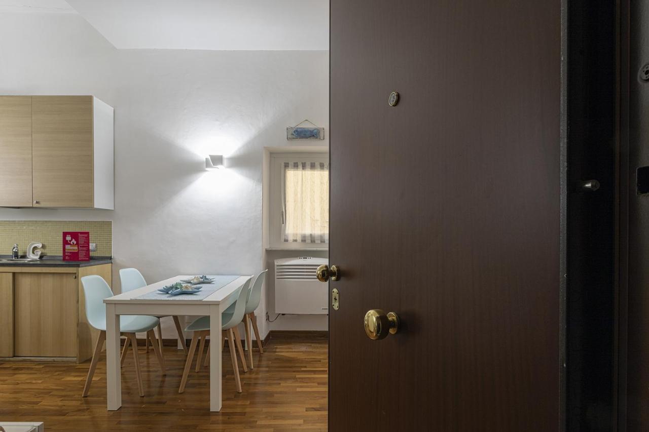 Casa Marilu Nel Centro Storico Di Rapallo By Wonderful Italy ภายนอก รูปภาพ